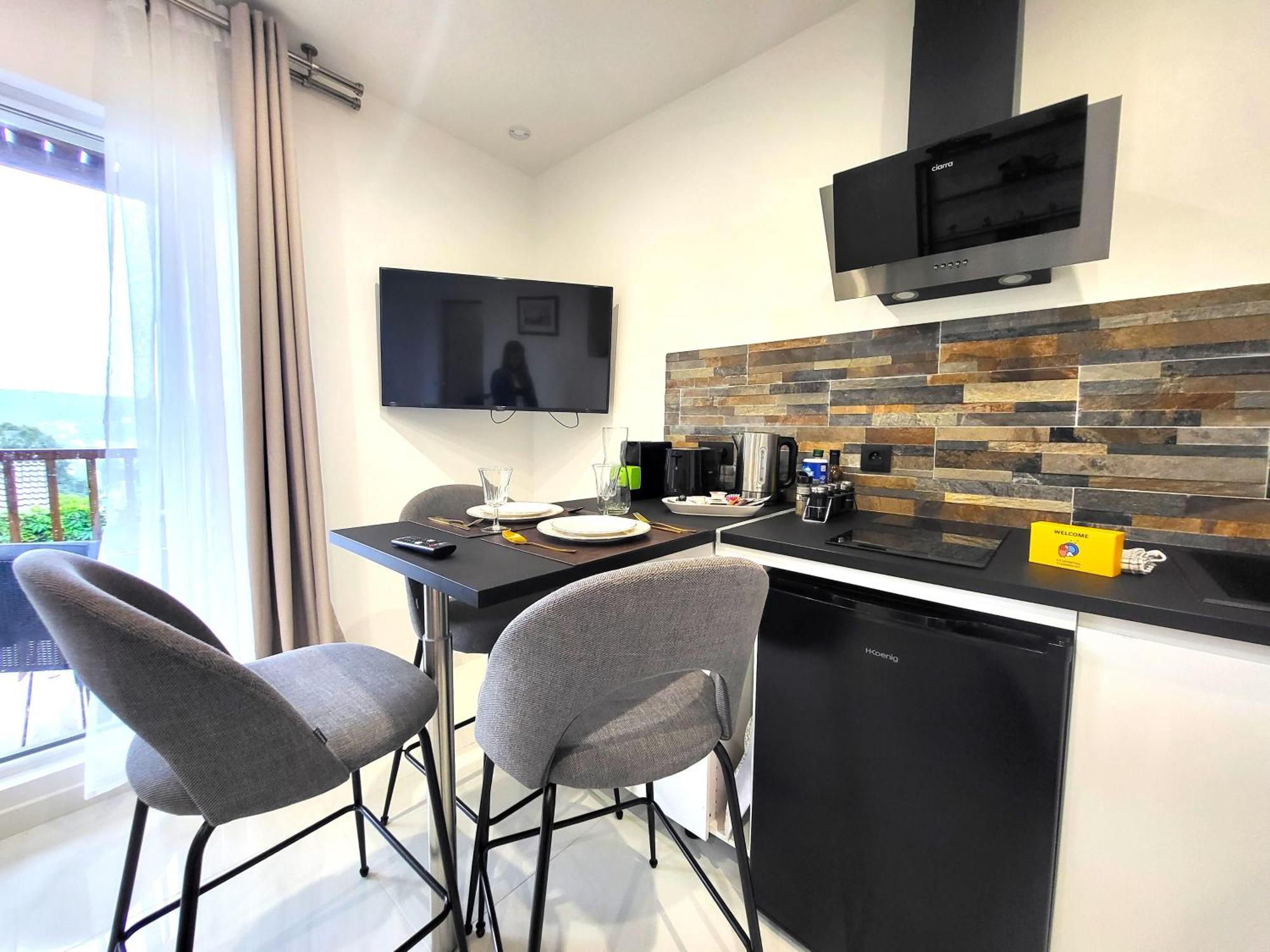 Le Bellevue - Beaux Appartements Avec Vue Splendide ปาเลโซ ภายนอก รูปภาพ